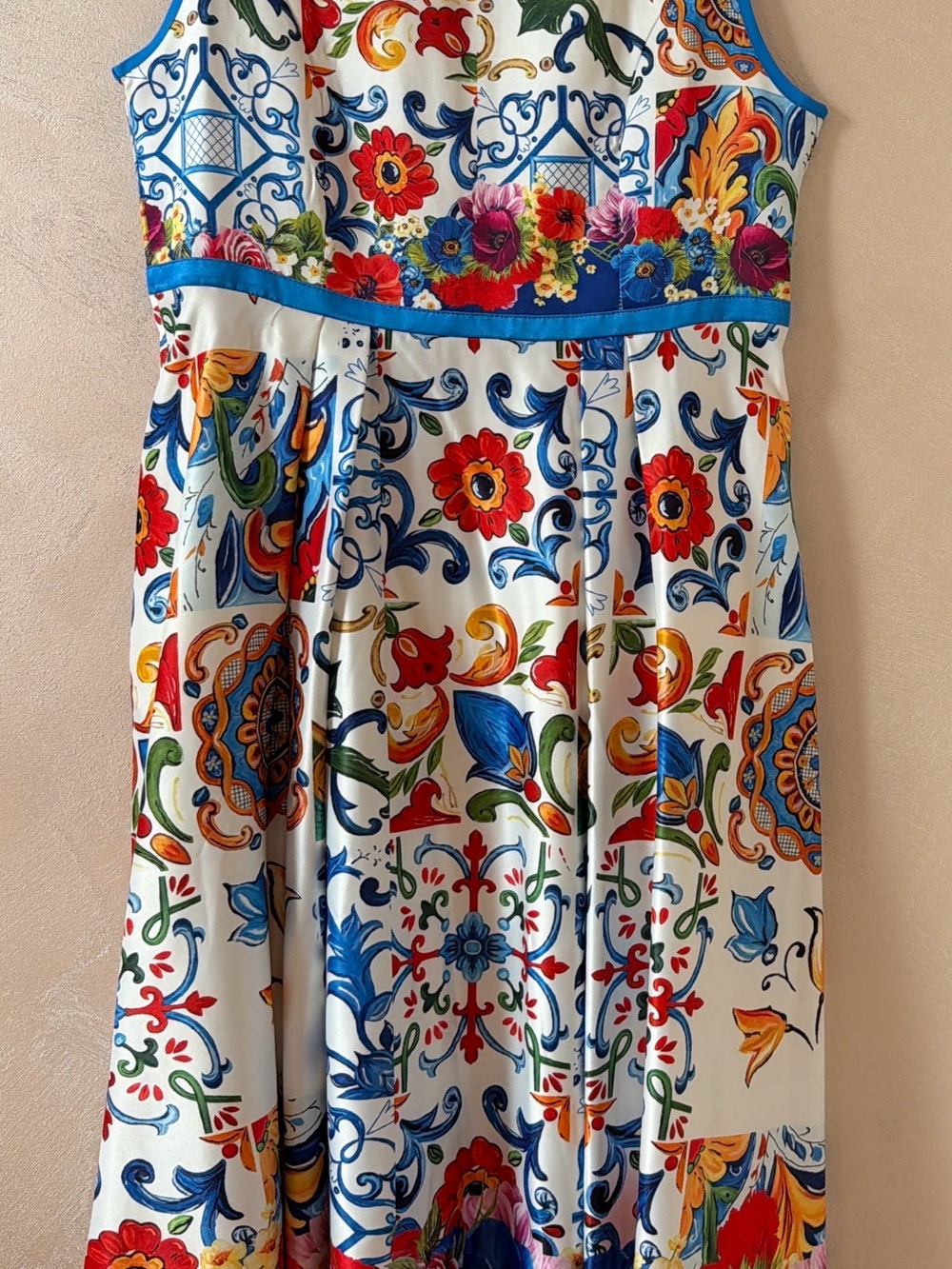 NWOT Floral Sleeveless Midi Dress with Blue Trim - Picture 3 of 5